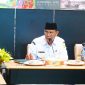 Bupati Sumbawa Ir. H. Syarafuddin Jarot, M.P., saat membuka Sosialisasi Pembangunan Jaringan Perpipaan dan Sambungan Rumah SPAM Beringin Sila dan SPAM Marenteh di Aula Bapperida Kabupaten Sumbawa, Rabu (3/6/2026).