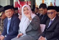 Gubernur NTB Dr. H. Lalu Muhamad Iqbal, Wakil Gubernur NTB Hj. Indah Dhamayanti Putri, dan Sekretaris Daerah Provinsi NTB