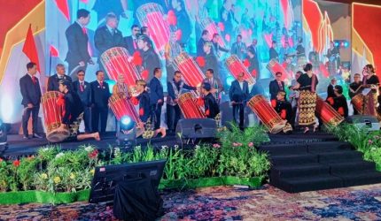 Rakernas ADVOKAI 2026 di Mataram bersama Pemprov NTB meluncurkan program 1.000 paralegal untuk Indonesia.