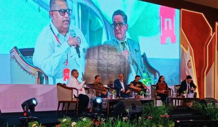 Diskusi publik Rakernas ADVOKAI 2026 di Mataram membahas implementasi KUHAP Baru, perlindungan HAM, dan kewenangan advokat yang disorot ICJR.