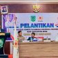 Ketua KONI NTB Mori Hanafi melantik dan mengukuhkan dr. H. Irfan beserta jajaran Pengurus KONI Kabupaten Bima masa bakti 2026-2030 di Aula Kantor Bupati Bima, Sabtu (6/6/2026).