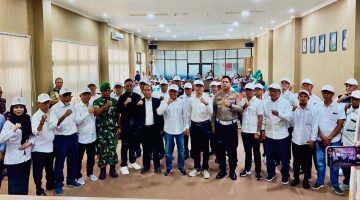 Bupati Bima Ady Mahyudi menghadiri pelantikan Ketua dan Pengurus KONI Kabupaten Bima periode 2026–2030 yang dipimpin Ketua KONI NTB H. Mori Hanafi di Aula Kantor Bupati Bima, Sabtu (6/6/2026).