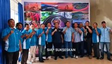 Ketua KONI NTB Mori Hanafi saat mengunjungi Sekretariat PWI NTB di Mataram, Senin (8/6/2026), untuk memberikan dukungan terhadap pelaksanaan Porwada PWI NTB 2026 sekaligus membahas persiapan Porprov NTB dan PON NTB-NTT 2028.
