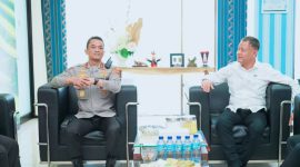 Kapolda NTB Irjen Pol. Kalingga Rendra Raharja saat melakukan silaturahmi dengan Kepala BNNP NTB Brigjen Pol. Marjuki di Kantor BNNP NTB, Mataram, Senin (8/6/2026), guna memperkuat sinergi pemberantasan peredaran narkoba di Nusa Tenggara Barat.