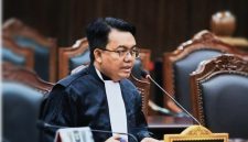 Dr. Irpan Suriadiata menyampaikan alasan pengajuan gugatan uji materi Undang-Undang Partai Politik ke Mahkamah Konstitusi yang meminta masa jabatan Ketua Umum Partai Politik dibatasi maksimal dua periode.