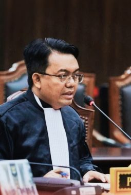 Masa Jabatan Ketua Umum Partai Politik Digugat ke MK, Pemohon Minta Dibatasi Maksimal Dua Periode