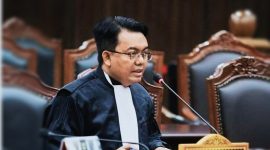 Dr. Irpan Suriadiata menyampaikan alasan pengajuan gugatan uji materi Undang-Undang Partai Politik ke Mahkamah Konstitusi yang meminta masa jabatan Ketua Umum Partai Politik dibatasi maksimal dua periode.