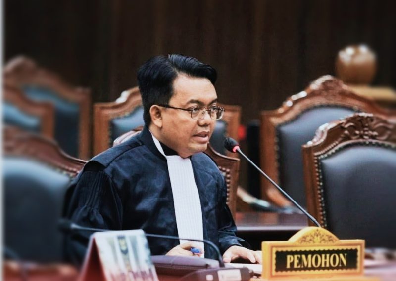 Dr. Irpan Suriadiata menyampaikan alasan pengajuan gugatan uji materi Undang-Undang Partai Politik ke Mahkamah Konstitusi yang meminta masa jabatan Ketua Umum Partai Politik dibatasi maksimal dua periode.