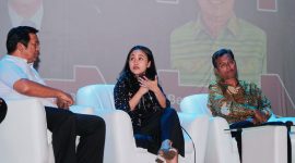 Delegasi muda DPRemaja 4.0 memaparkan hasil temuan lapangan terkait masifnya iklan rokok yang masih terpasang di sekitar sekolah dalam acara The Unpopular Fest 2026 di Taman Ismail Marzuki, Jakarta.