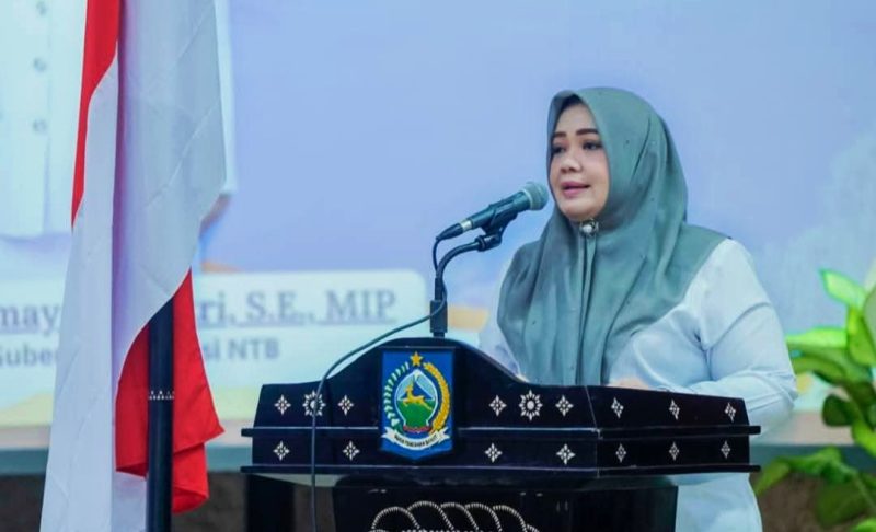 Wakil Gubernur NTB Indah Dhamayanti Putri memberikan sambutan pada pelantikan DPD ASITA NTB periode 2026–2031 di Gedung Sangkareang.
