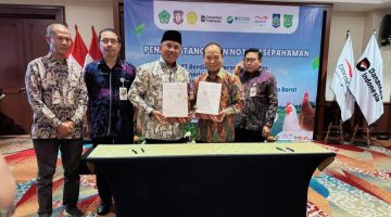 Kepala Dinas Peternakan dan Kesehatan Hewan NTB bersama Bupati Bima menghadiri penandatanganan MoU antara PT Berdikari dan Pemerintah Kabupaten Bima di Jakarta.