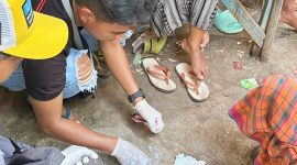 Personel gabungan Polres Bima Kota saat melakukan operasi penegakan hukum di Kelurahan Kumbe, Kecamatan Rasanae Timur, Kota Bima, yang mengamankan sembilan terduga pelaku, termasuk dua perempuan, beserta barang bukti narkotika jenis sabu.