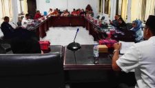Rapat kerja DPRD Kota Bima bersama OPD terkait membahas kelangkaan LPG 3 Kg, permintaan tambahan pasokan ke Pertamina, serta dugaan penyimpangan distribusi gas bersubsidi di sejumlah pangkalan.