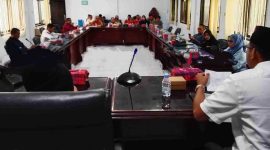 Rapat kerja DPRD Kota Bima bersama OPD terkait membahas kelangkaan LPG 3 Kg, permintaan tambahan pasokan ke Pertamina, serta dugaan penyimpangan distribusi gas bersubsidi di sejumlah pangkalan.
