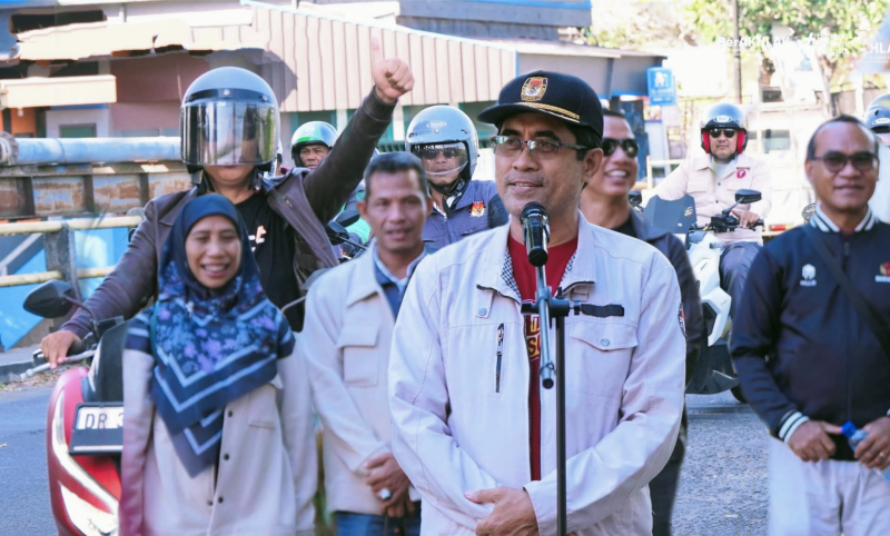 Jajaran KPU Provinsi NTB bersama Bawaslu Provinsi NTB saat melakukan touring monitoring dan evaluasi pelaksanaan Pencocokan dan Penelitian Terbatas (Coktas) di Kabupaten Lombok Utara dalam rangka memastikan akurasi data pemilih berkelanjutan Tahun 2026.