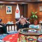 Gubernur NTB Lalu Muhamad Iqbal saat melakukan audiensi dengan Kepala BRIN di Jakarta untuk membahas pengembangan industri pakan ternak berbasis jagung dan kelor sebagai upaya hilirisasi komoditas unggulan NTB.