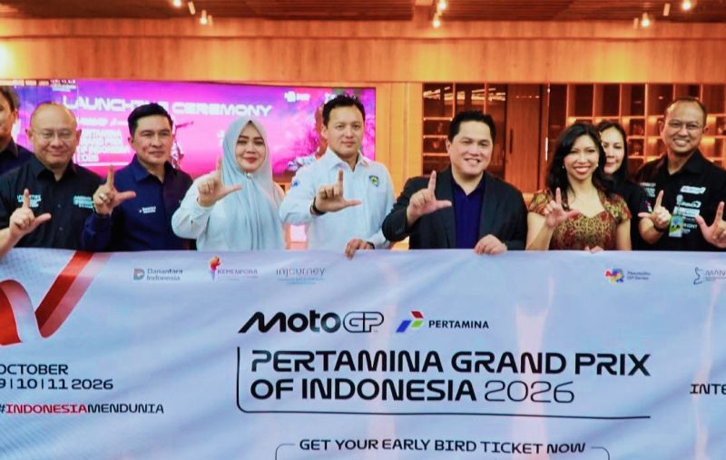 Direktur Utama InJourney Maya Watono, Menteri Pemuda dan Olahraga Erick Thohir, serta Wakil Gubernur NTB Indah Dhamayanti Putri menghadiri peluncuran Pertamina Grand Prix of Indonesia 2026 di Jakarta, Kamis (18/6/2026). MotoGP Mandalika disebut menjadi kebanggaan nasional dan sarana promosi Indonesia ke dunia dengan jangkauan 670 juta penonton di 200 negara.