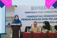 Rektor UNBIM Mataram menyampaikan sambutan pada pembukaan Bimbingan Teknis (Bimtek) DPRD Kabupaten Bima di Hotel Golden Palace Mataram, dalam rangka peningkatan kapasitas anggota dewan untuk mendukung pengawasan, penganggaran, dan pembangunan daerah.
