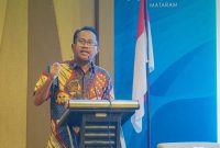 Kepala Dinas Kelautan dan Perikanan Provinsi NTB, Muslim, saat menghadiri kegiatan diskusi hilirisasi industri tambak udang di Mataram.
