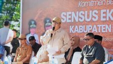 Bupati Lombok Utara Dr. H. Najmul Akhyar bersama jajaran pemerintah daerah dan Kepala BPS Kabupaten Lombok Utara saat pencanangan Sensus Ekonomi 2026 di Kabupaten Lombok Utara.