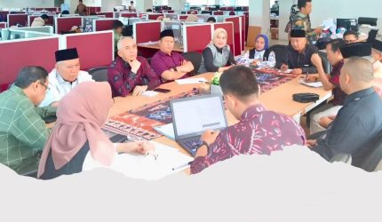 Komisi V DPRD NTB konsultasi ke Kemendagri membahas Raperda Sumbangan Dana Pendidikan yang bersumber dari masyarakat.