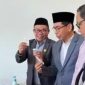 Terlihat sejumlah anggota DPRD NTB mengikuti tes urine yang dilakukan Badan Narkotika Nasional (BNN) Provinsi NTB usai rapat paripurna di Kantor Gubernur NTB. Pemeriksaan berlangsung tertib sebagai bagian dari deteksi dini dan upaya memastikan lingkungan legislatif bebas narkoba.