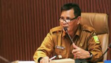 Bupati Sumbawa H. Syarafuddin Jarot menerima audiensi IHACHI Co., Ltd Jepang bersama KOPMAS Bank NTB Syariah di Ruang Rapat Kantor Bupati Sumbawa terkait investasi hijau dan program lingkungan.