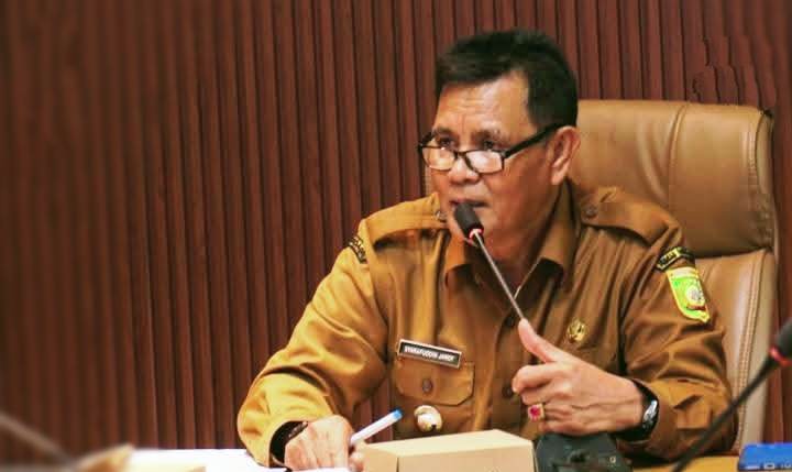Bupati Sumbawa H. Syarafuddin Jarot menerima audiensi IHACHI Co., Ltd Jepang bersama KOPMAS Bank NTB Syariah di Ruang Rapat Kantor Bupati Sumbawa terkait investasi hijau dan program lingkungan.