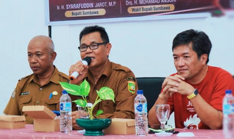 Bupati Sumbawa H. Syarafuddin Jarot membuka Pelatihan Juru Sembelih Halal (Juleha) Khusus Unggas Angkatan I Tahun 2026 di Hotel Tambora Sumbawa Besar sebagai bagian dari persiapan tenaga kerja untuk proyek hilirisasi unggas Rp1,7 triliun.