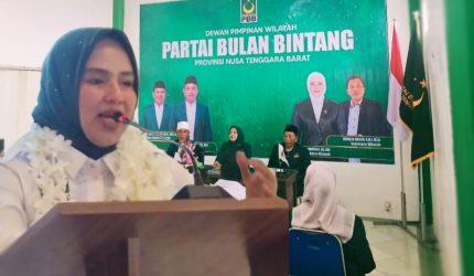 Ketua DPW PBB NTB Nadirah Al-Habsyi Memimpin rapat penyerahan SK kepengurusan baru dan Rapat konsolidasi kader PBB NTB menuju Pemilu 2029.