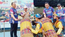 Ketua PWI NTB bersama perwakilan Pemerintah Provinsi NTB, Pemerintah Kota Mataram dan Universitas Mataram saat membuka Porwada PWI NTB 2026 yang diikuti ratusan wartawan dari seluruh kabupaten/kota di NTB.