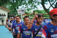 Sejumlah peserta dan kontingen atlet wartawan se-NTB mengikuti seremoni pembukaan PORWADA PWI NTB 2026 di Universitas Mataram, Jumat (26/6/2026).