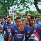 Sejumlah peserta dan kontingen atlet wartawan se-NTB mengikuti seremoni pembukaan PORWADA PWI NTB 2026 di Universitas Mataram, Jumat (26/6/2026).