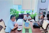 Kepala Dinas Perindustrian dan Perdagangan Provinsi NTB, H. Lalu Wiranata, S.IP., M.A., saat melakukan audiensi strategis dengan Direktur Jenderal Pengembangan Ekspor Nasional Kementerian Perdagangan RI, Fajarini Puntodewi, di Jakarta.