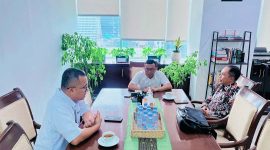 Kepala Dinas Perindustrian dan Perdagangan Provinsi NTB, H. Lalu Wiranata, S.IP., M.A., saat melakukan audiensi strategis dengan Direktur Jenderal Pengembangan Ekspor Nasional Kementerian Perdagangan RI, Fajarini Puntodewi, di Jakarta.