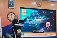 Pembina Yayasan saat menyampaikan Sambutan dan Buka Acara