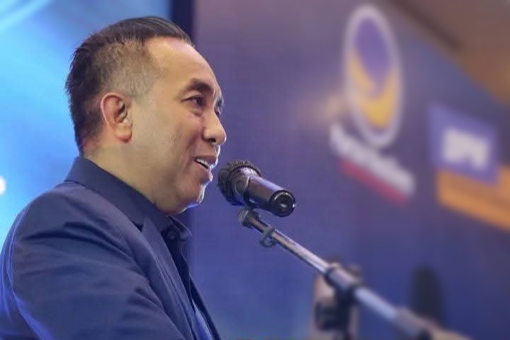 Ketua DPW Partai NasDem NTB H. Mori Hanafi saat menyampaikan sambutan dalam Rapat Kerja Wilayah (Rakerwil) DPW Partai NasDem NTB di Ballroom Hotel Golden Palace Mataram, Jumat (26/6/2026), di hadapan pengurus dan kader NasDem se-NTB.