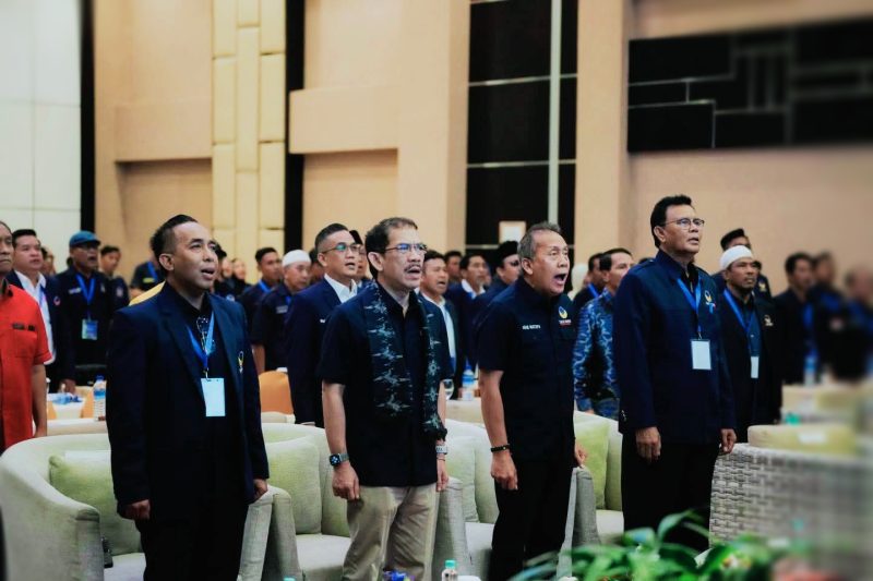 Ketua DPW Partai NasDem NTB H. Mori Hanafi bersama Wakil Ketua Umum DPP Partai NasDem, Saan Mustopa, 
bersama Anggota dan Ketua DPC di Kabupaten Kota di NTB di Pembukaan acara Rakerwil NasDem 2026 dan pada kesempatan tersebut ia menyampaikan pandangan politik partai dalam Rakerwil NasDem NTB di Ballroom Hotel Golden Palace Mataram, Jumat (26/6/2026), termasuk dukungan terhadap parliamentary threshold 7 persen menuju Pemilu 2029.