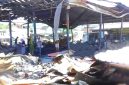 Terlihat kondisi Pasar Pringgabaya, Kabupaten Lombok Timur, usai kebakaran yang menghanguskan sejumlah lapak pedagang. Pemerintah pusat melalui Kementerian Perdagangan RI menyatakan dukungan untuk pembangunan kembali pasar guna mempercepat pemulihan aktivitas ekonomi masyarakat.