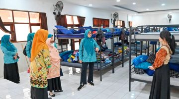 Sekolah Rakyat NTB, Bocah Hafal 7 Juz, Sekolah Rakyat Lombok Barat, Pendidikan NTB, Anak Miskin Ekstrem, Sinta M Iqbal, Olimpiade Matematika Nasional, IPB, Pendidikan Gratis, Lombok Barat, Program Sekolah Rakyat, Anak Berprestasi NTB, Hafiz Al Quran, Pendidikan Anak Rentan, Pemprov NTB