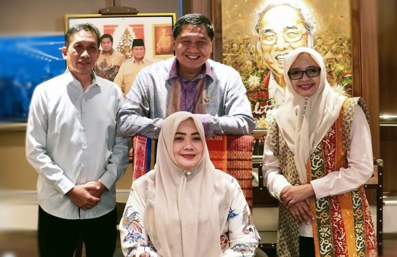 Wakil Gubernur NTB Hj. Indah Dhamayanti Putri menghadiri rapat koordinasi bersama Menteri PKP Maruarar Sirait di Jakarta terkait penambahan alokasi BSPS bagi NTB tahun 2026 dengan didampingi Kepala Bappeda NTB Baiq Nelly Yuniarti