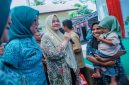 Wakil Gubernur NTB Indah Dhamayanti Putri bersama Ketua TP PKK NTB Sinta M. Iqbal meluncurkan Gerakan Intervensi Serentak Pencegahan dan Percepatan Penurunan Stunting di Desa Lendang Nangka Utara, Kecamatan Masbagik, Kabupaten Lombok Timur.
