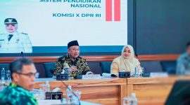 Wakil Gubernur NTB Indah Dhamayanti Putri menyampaikan aspirasi Pemerintah Provinsi NTB dalam rapat Panitia Kerja RUU Sisdiknas bersama Komisi X DPR RI di Kantor Gubernur NTB, Mataram.
