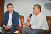 Gubernur NTB Lalu Muhamad Iqbal menyampaikan paparan saat menjadi narasumber dalam Lombok Sustainability Tea Talk 2026 di STP Mataram. Dalam forum tersebut, Gubernur menegaskan arah baru pembangunan pariwisata NTB yang berfokus pada quality tourism berbasis keberlanjutan.