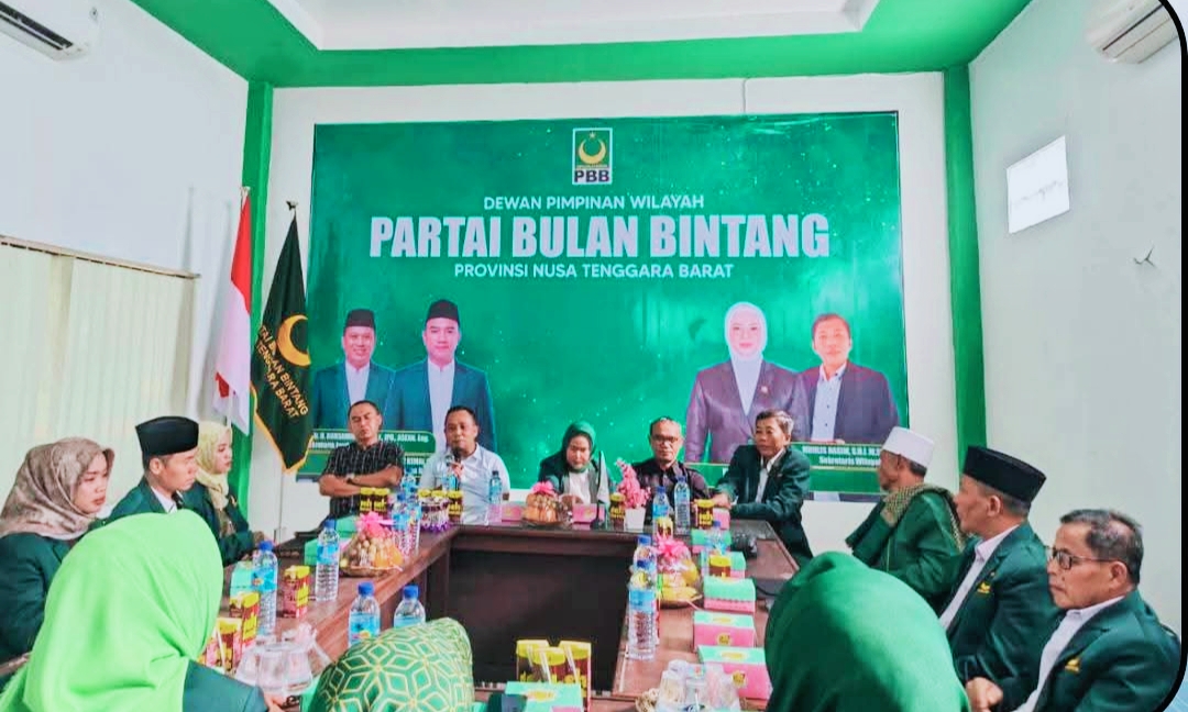 Diskusi Bawaslu NTB dan DPW PBB NTB mengenai pengawasan pemilu dan penyelesaian sengketa menuju Pemilu 2029.