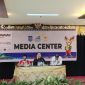 Ketua KONI NTB H. Mori Hanafi menyampaikan proyeksi dampak ekonomi Porprov XII NTB 2026 yang diperkirakan mencapai Rp100 miliar dengan okupansi sekitar 4.200 kamar hotel saat konferensi pers di Media Center Porprov XII NTB, Hotel Grand Madani, Mataram.
