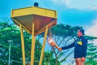 Gubernur NTB Dr. H. Lalu Muhamad Iqbal menyalakan api menggunakan api obor sebagai tanda resmi dibukanya Pekan Olahraga Provinsi (Porprov) XII NTB 2026 di Lapangan Bumi Gora, Kompleks Kantor Gubernur NTB, Mataram.