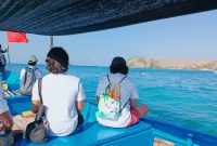 Dewan juri PSOI NTB melakukan penilaian saat para atlet bertanding pada cabang olahraga selancar Porprov XII NTB 2026 di Pantai Tanjung Aan dan Pantai Seger, Lombok Tengah.