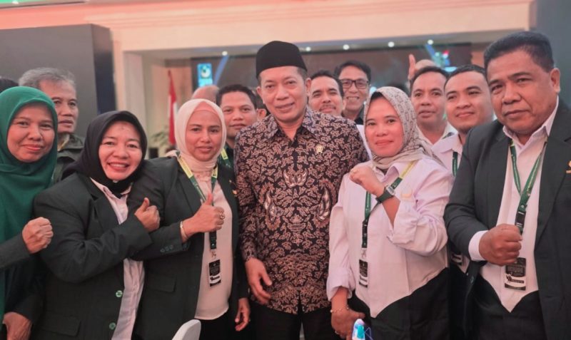 Ketua DPW PBB NTB Nadirah Al-Habsyi menghadiri pengukuhan Yuri Kemal Fadlullah sebagai pimpinan PBB yang dirangkaikan dengan Rakernas dan Milad ke-28 Partai Bulan Bintang di Hotel Borobudur, Jakarta.