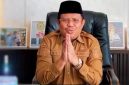 Bupati Lombok Barat Lalu Ahmad Zaini (LAZ) saat berada di ruang kerjanya. Foto Dokumentasi diambil sebelum terjaring operasi tangkap tangan (OTT) Komisi Pemberantasan Korupsi (KPK) terkait dugaan penerimaan dalam proyek di lingkungan Pemerintah Kabupaten Lombok Barat.